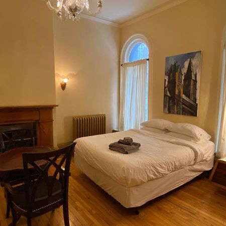 Gold Door Inn 오타와 외부 사진